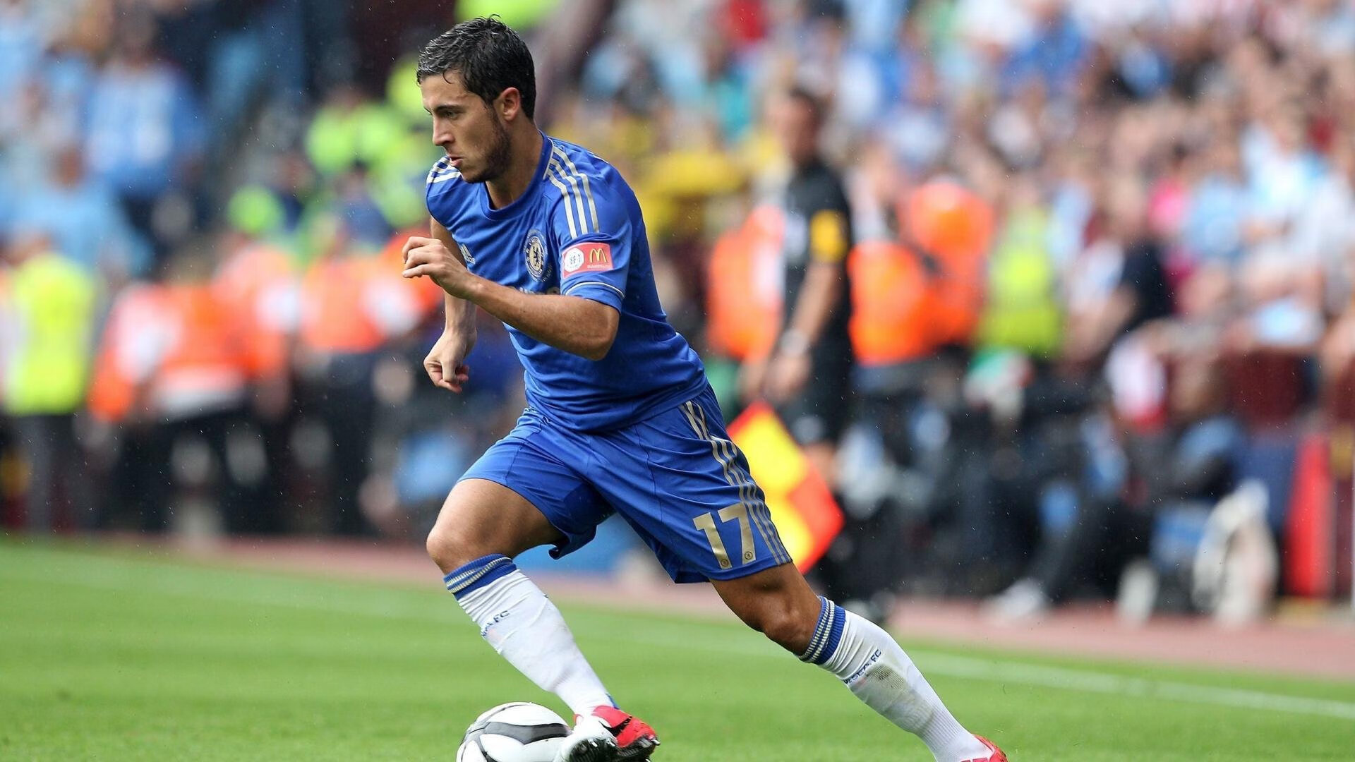 爱游戏体育账号注册-德甲紧咬战，球迷热烈讨论，德甲消息